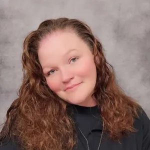 Trisha headshot