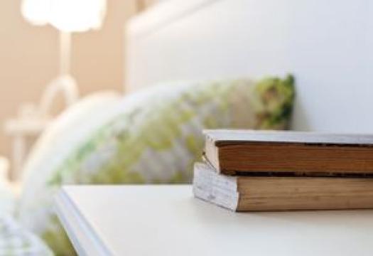 clean bedroom furniture