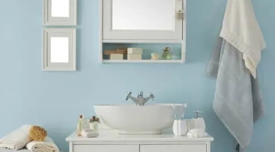 clean and tidy bathroom