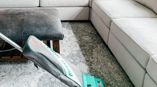 Merry Maids with Vacuum