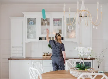 Cleaner Dusting Cabinets