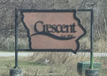 crescent city sign