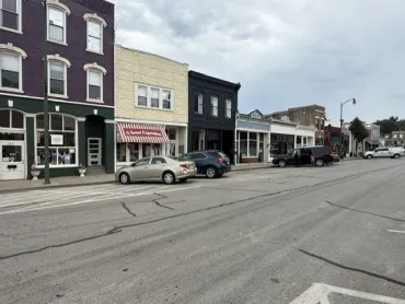 pleasant hill mo downtown